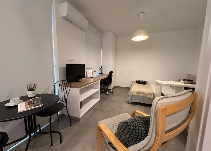 Cityscape Urban Apts * ニコシア