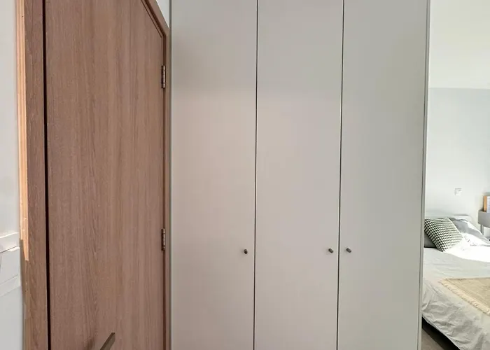 Cityscape Urban Apts *