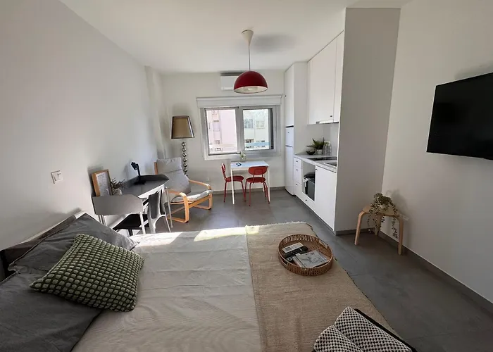 Cityscape Urban Apts アパート